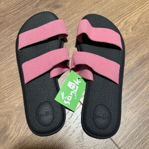 Sanuk Yoga Gora Gora Double Strap Slide Sandals in Blush Pink Size 8 NWT Comfy